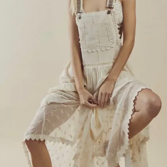 ✨SOLD✨ NEW FP TRAILS END VINTAGE-INSPIRED LACE TIERED SHIRT-ALL (S) - Picture 3 of 13